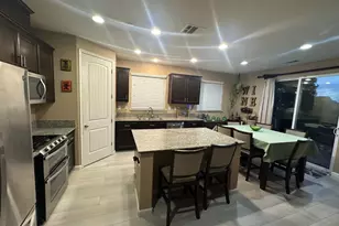 2126 Yellow Rose Cir, Fairfield, CA 94534 - Photo 10