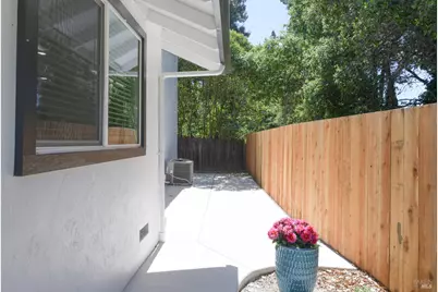2083 Lernhart Street, Napa, CA 94559 - Photo 26