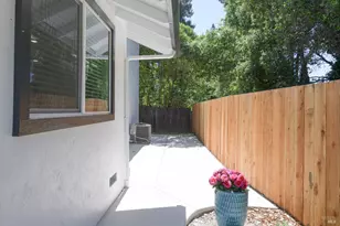 2083 Lernhart St, Napa, CA 94559 - Photo 26