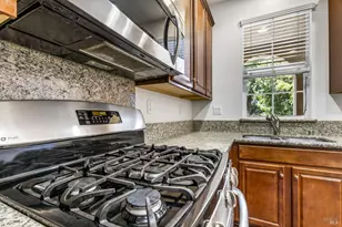 2216 Bell Flower Ln, Santa Rosa, CA 95404 - Photo 18