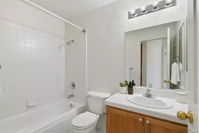 1439 Grey Hawk Way, Santa Rosa, CA 95409 - Photo 26