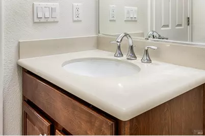 2833 Linwood Avenue, Santa Rosa, CA 95404 - Photo 38