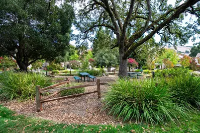 2833 Linwood Avenue, Santa Rosa, CA 95404 - Photo 56