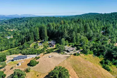 3150 Mill Creek Road, Healdsburg, CA 95448 - Photo 2