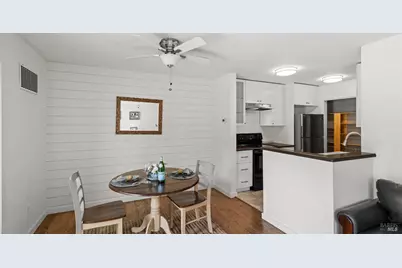 66 Margarita Terrace, Novato, CA 94947 - Photo 14