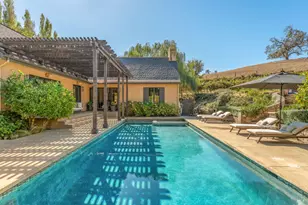1297 Leaning Oak Dr, Napa, CA 94558 - Photo 2