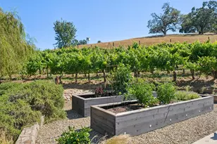 1297 Leaning Oak Dr, Napa, CA 94558 - Photo 40