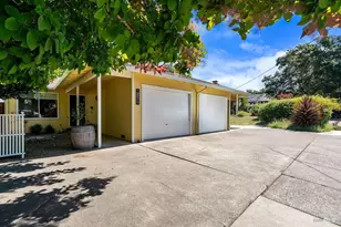 327 Plaza St, Healdsburg, CA 95448 - Photo 1