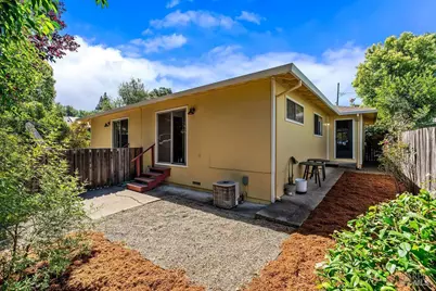 327 Plaza Street, Healdsburg, CA 95448 - Photo 16