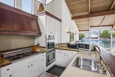 279 Seadrift Road, Stinson Beach, CA 94970 - Photo 26