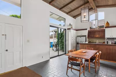 279 Seadrift Road, Stinson Beach, CA 94970 - Photo 10