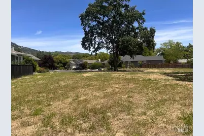 1706 Emerald Drive, Calistoga, CA 94515 - Photo 2