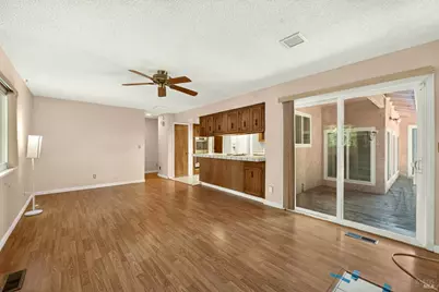 580 Flores Court, Fairfield, CA 94533 - Photo 32