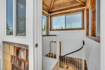 865 W I Street, Benicia, CA 94510 - Photo 16