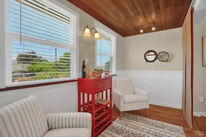 865 W I Street, Benicia, CA 94510 - Photo 8