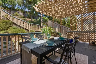 355 Saint Augustine Court, Benicia, CA 94510 - Photo 44