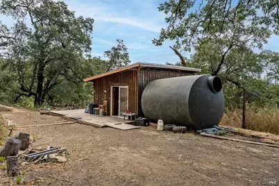 18700 Scenic Drive, Redwood Valley, CA 95470 - Photo 10