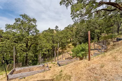 18700 Scenic Drive, Redwood Valley, CA 95470 - Photo 16