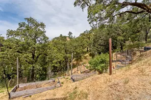18700 Scenic Dr, Redwood Valley, CA 95470 - Photo 16