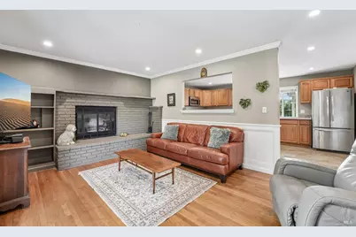 1295 Marian Way, Petaluma, CA 94954 - Photo 10