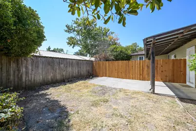 1642 Jennings Avenue, Santa Rosa, CA 95401 - Photo 32