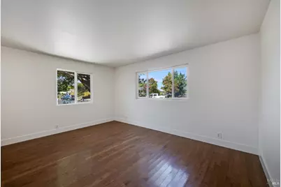 1642 Jennings Avenue, Santa Rosa, CA 95401 - Photo 20