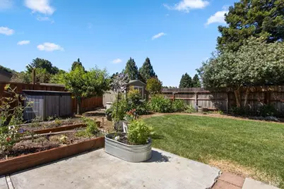 645 Snapdragon Place, Benicia, CA 94510 - Photo 36