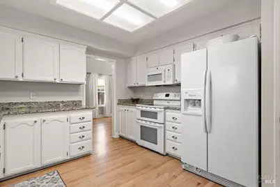 645 Snapdragon Place, Benicia, CA 94510 - Photo 16