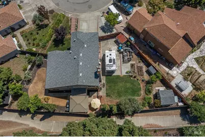645 Snapdragon Place, Benicia, CA 94510 - Photo 38