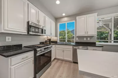 2562 Silver Spur Drive, Santa Rosa, CA 95407 - Photo 10