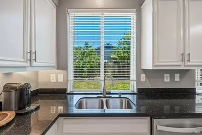 2562 Silver Spur Drive, Santa Rosa, CA 95407 - Photo 12