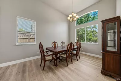 2562 Silver Spur Drive, Santa Rosa, CA 95407 - Photo 8