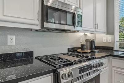 2562 Silver Spur Drive, Santa Rosa, CA 95407 - Photo 16