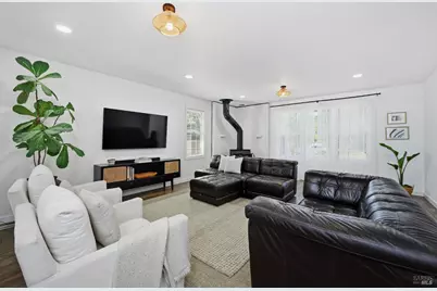 17217 Vailetti Drive, Sonoma, CA 95476 - Photo 6