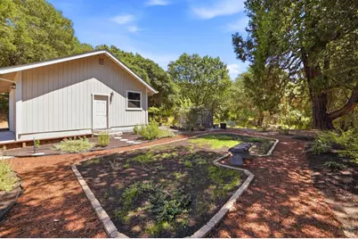 7695 Atkinson Road, Sebastopol, CA 95472 - Photo 34