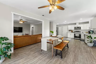 312 Folsom Drive, Vacaville, CA 95687 - Photo 2