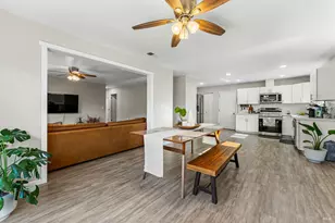 312 Folsom Dr, Vacaville, CA 95687 - Photo 2