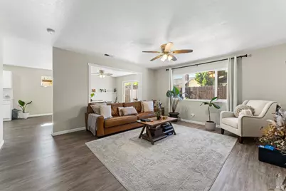 312 Folsom Drive, Vacaville, CA 95687 - Photo 8