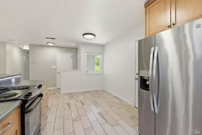 636 Saint Mary Drive, Santa Rosa, CA 95409 - Photo 8