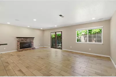 636 Saint Mary Drive, Santa Rosa, CA 95409 - Photo 4