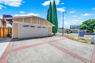 903 Daniel St, Fairfield, CA 94533 - Photo 2