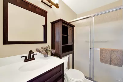903 Daniel Street, Fairfield, CA 94533 - Photo 32
