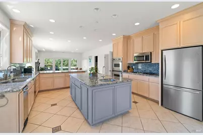 10 Deer Island Lane, Novato, CA 94945 - Photo 22