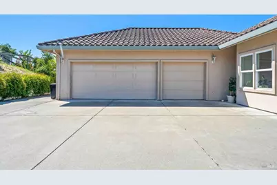 10 Deer Island Lane, Novato, CA 94945 - Photo 4