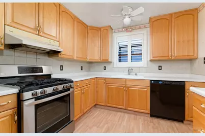 109 Starr Avenue, Vallejo, CA 94590 - Photo 6