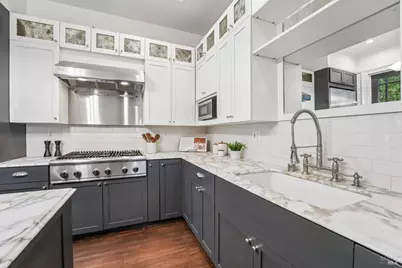 2064 Alameda Avenue, Alameda, CA 94501 - Photo 18