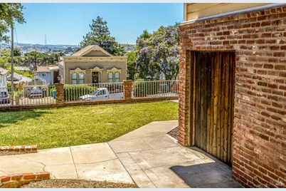 912 York Street, Vallejo, CA 94590 - Photo 38
