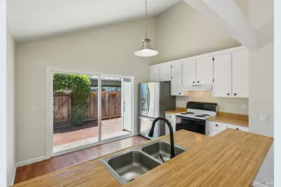 734 Racquet Club Circle, Rohnert Park, CA 94928 - Photo 10
