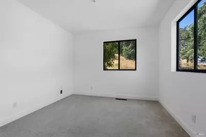 1162 Redwood Boulevard, Novato, CA 94920 - Photo 18
