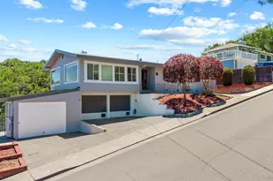 37 Truman Dr, Novato, CA 94947 - Photo 2